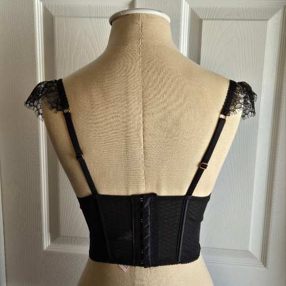 Victoria's Secret Corset Size S Black and Pink Lace Bra Lingerie Ruffle Straps - Picture 3 of 7